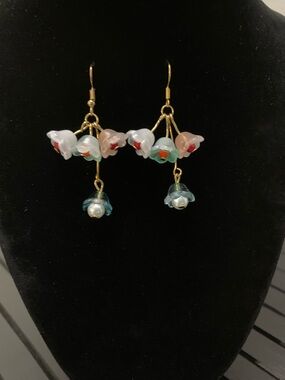 Unique one of kind Delicate Pink & Teal Floral glass Drop Earrings - NWOT